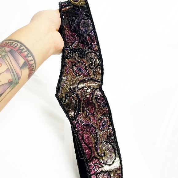 Nwot  Chinese belt secuen decoration  hand made . - Picture 5 of 7